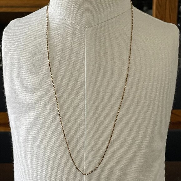 Beautiful 10Kt Gold Necklace 18" 2.23g Vintage - Picture 2 of 8